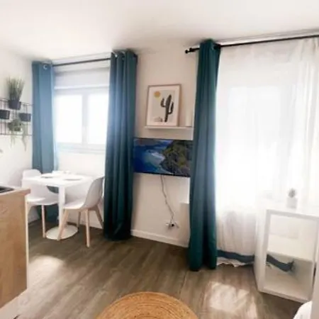 Les De L'albatros Апартаменты